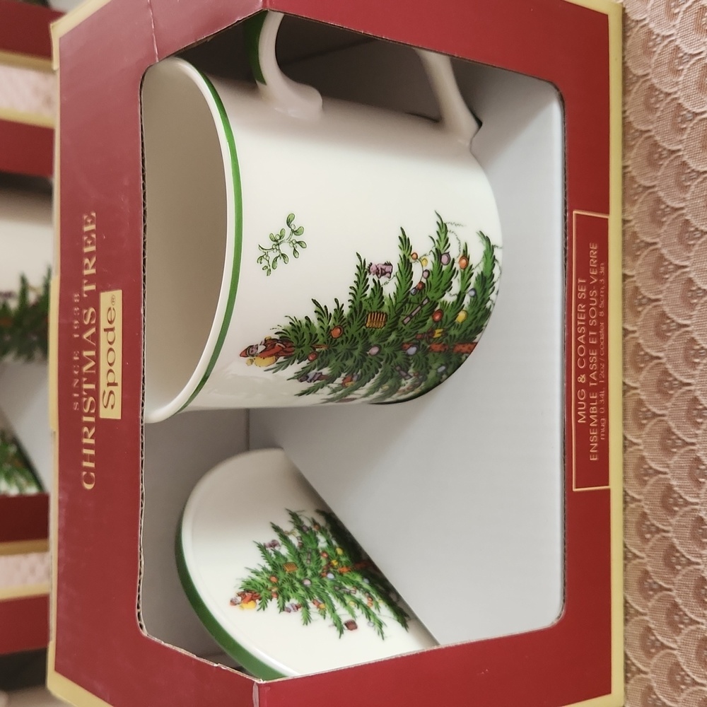 Spode Christmas tree mug & coaster set.  New